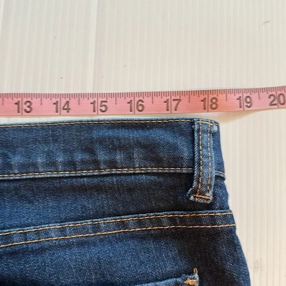 New York & Co. Skinny Leg Jean 14 Tall - Picture 8 of 11